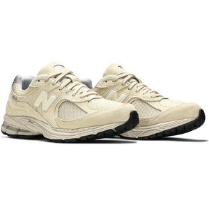 New Balance 2002 “Bone” Men’s 6.5/Women’s 8